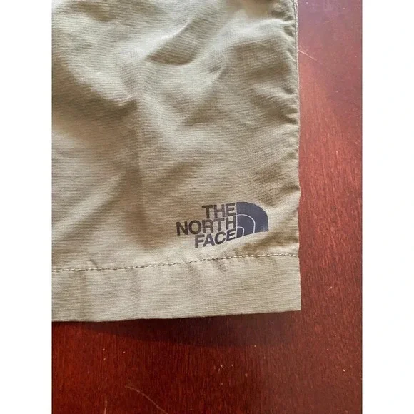 The North Face Men's Flat Front Green Kelp Adventure Shorts Size 36 - Picture 3 of 10